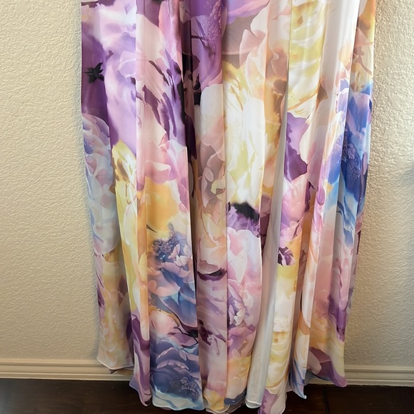 XSCAPE Floral Print Embellished Waist Gown Dress - Picture 6 of 16